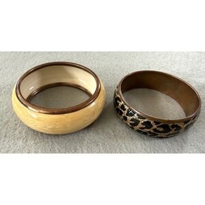 Lot Of 2 Bangle Bracelets Marbled Cream Gold Enamel Leopard Print Copper Tone